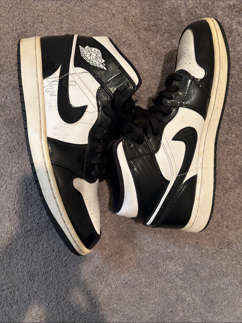 Jordan Black and White High-Top Sneakers Size 11